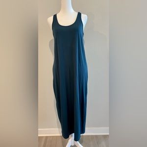 A comfy teal dress
